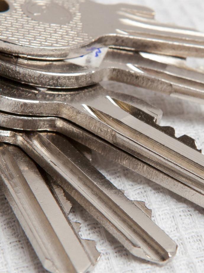 PROCLE installe aussi différents types de  serrures dans les bâtiments en Guadeloupe.